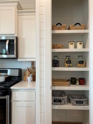 6507 Highway 290 E, Brenham, TX 77833