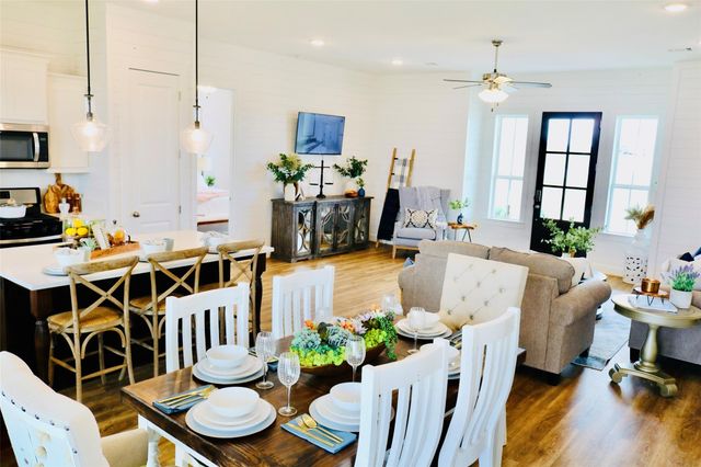 6507 Highway 290 E, Brenham, TX 77833