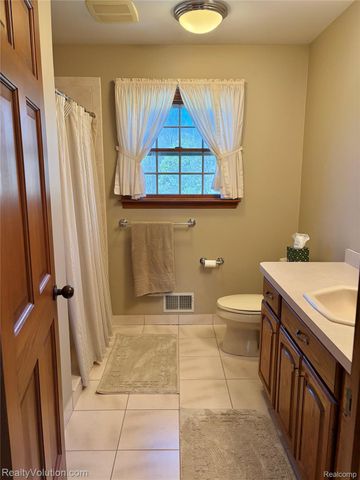 5449 Lum Road, Attica Township, MI 48412