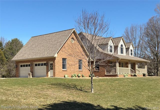 5449 Lum Road, Attica Township, MI 48412