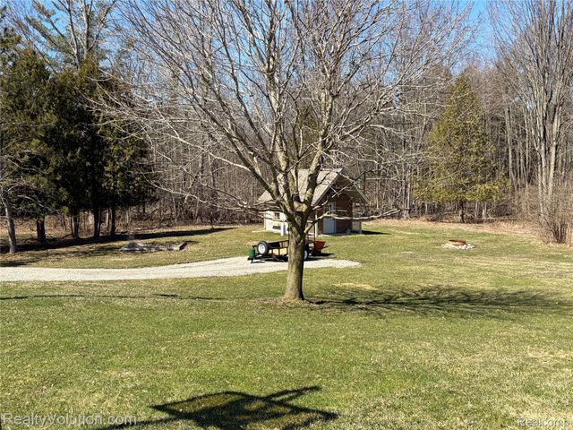 5449 Lum Road, Attica Township, MI 48412