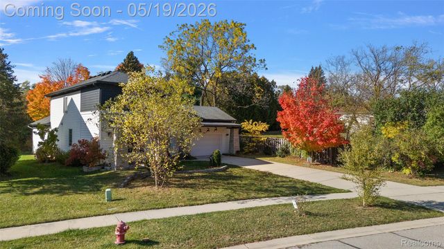 3181 Rabeeh Drive, Auburn Hills, MI 48326