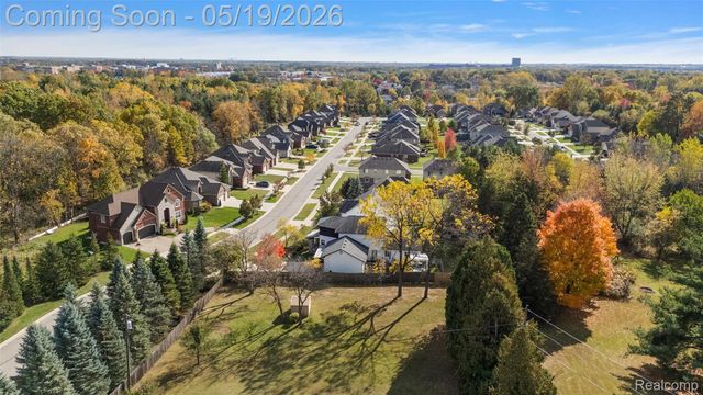 3181 Rabeeh Drive, Auburn Hills, MI 48326