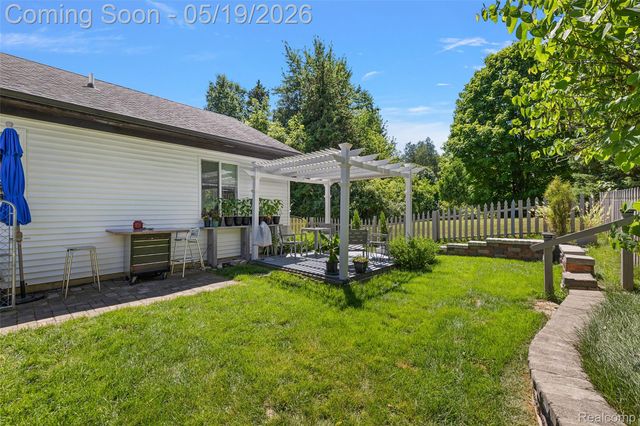 3181 Rabeeh Drive, Auburn Hills, MI 48326