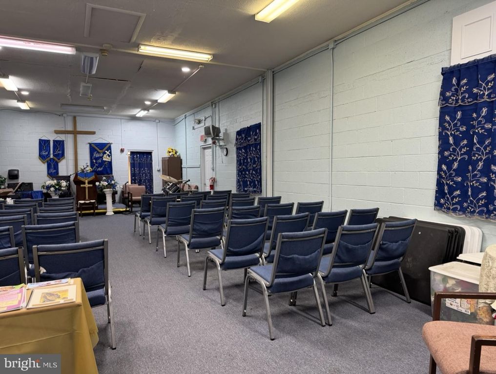 5609 OLD BRANCH AVE, Temple Hills, MD 20748