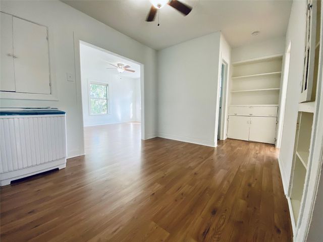 1 Sidney Street 3, Houston, TX 77003