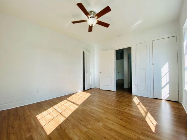 1 Sidney Street 3, Houston, TX 77003