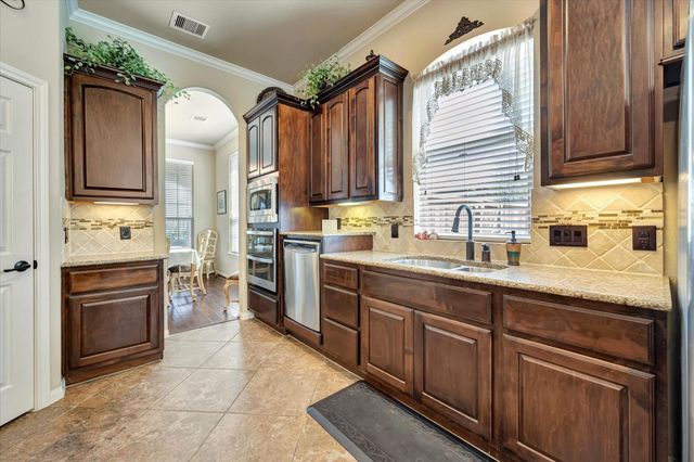 2366 Opal Springs Lane, Friendswood, TX 77546