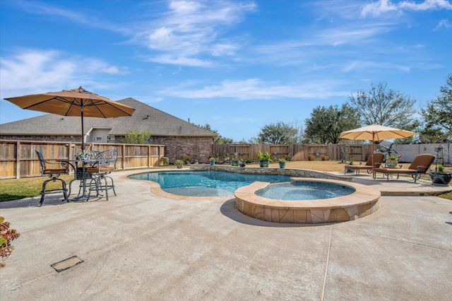 2366 Opal Springs Lane, Friendswood, TX 77546