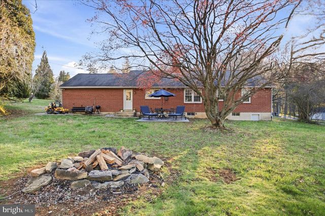 1015 S CONCORD RD, West Chester, PA 19382