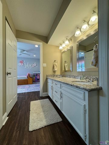 7490 Bayou Paul Rd, St Gabriel, LA 70776