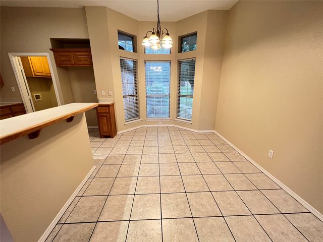 788 Robin Court, Springtown, TX 76082