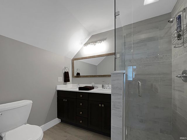 6033 Waterbury Court, Newburgh, IN 47630