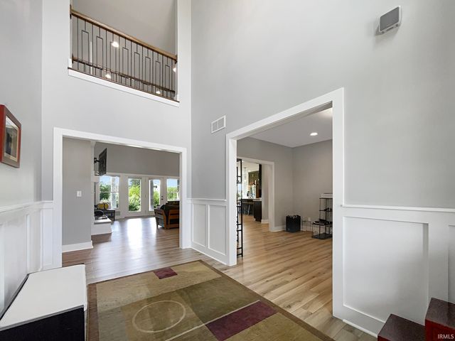 6033 Waterbury Court, Newburgh, IN 47630