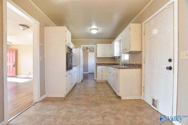 3606 Crestmore Avenue, Huntsville, AL 35816