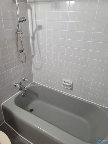 3606 Crestmore Avenue, Huntsville, AL 35816