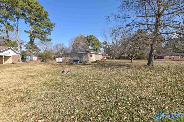 3606 Crestmore Avenue, Huntsville, AL 35816