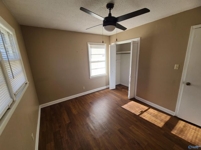 3606 Crestmore Avenue, Huntsville, AL 35816