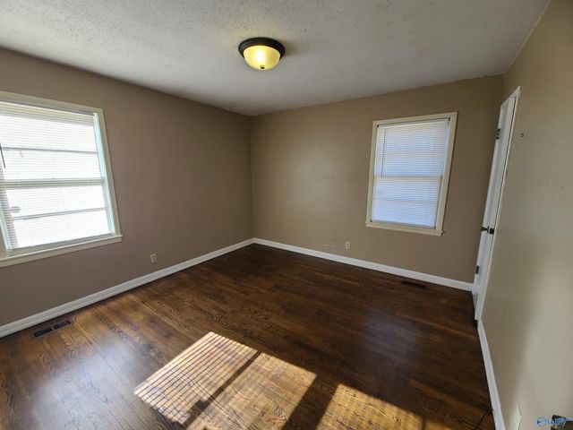 3606 Crestmore Avenue, Huntsville, AL 35816