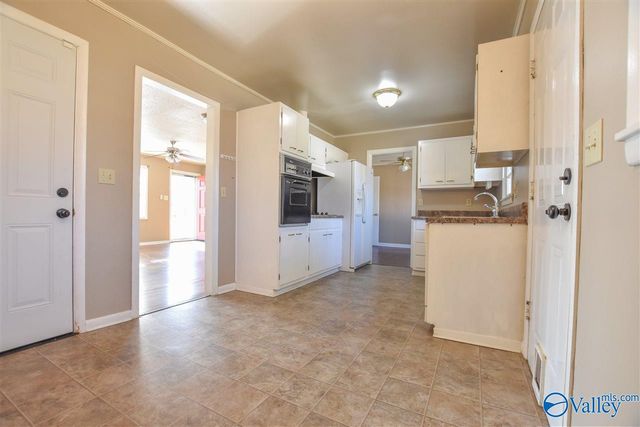 3606 Crestmore Avenue, Huntsville, AL 35816