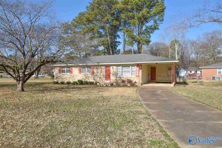 3606 Crestmore Avenue, Huntsville, AL 35816
