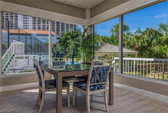 5501 Heron Point DR 501, Naples, FL 34108