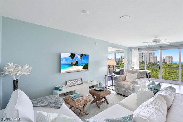 5501 Heron Point DR 501, Naples, FL 34108