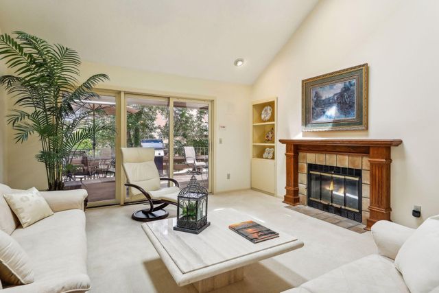 6520 Harbor Place NE, Prior Lake, MN 55372