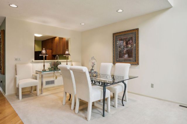 6520 Harbor Place NE, Prior Lake, MN 55372