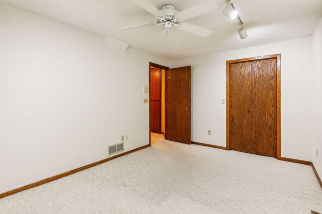 6520 Harbor Place NE, Prior Lake, MN 55372