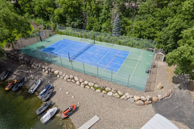 6520 Harbor Place NE, Prior Lake, MN 55372