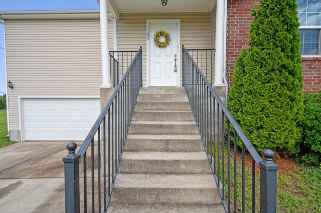 1103 Harmony Ln, La Vergne, TN 37086