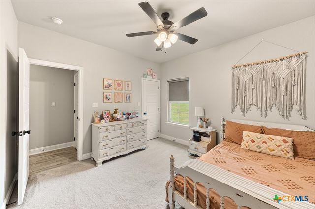 2046 Chalk Mill Crossing, Salado, TX 76571