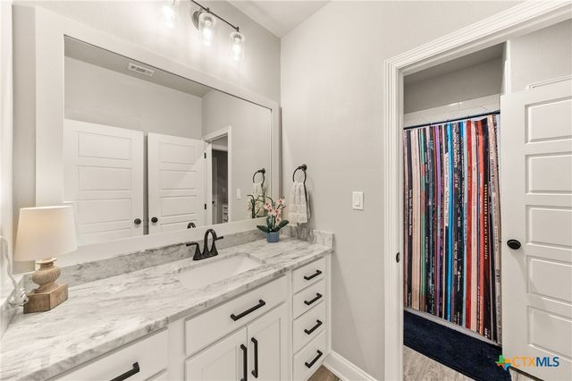 2046 Chalk Mill Crossing, Salado, TX 76571