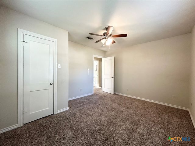 711 E 8th Avenue, Belton, TX 76513