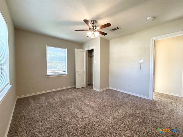 711 E 8th Avenue, Belton, TX 76513