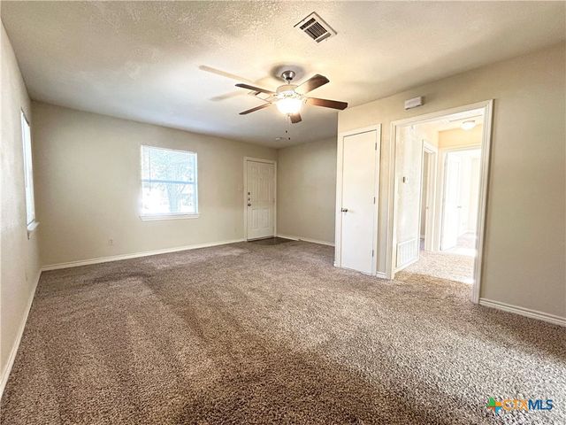 711 E 8th Avenue, Belton, TX 76513