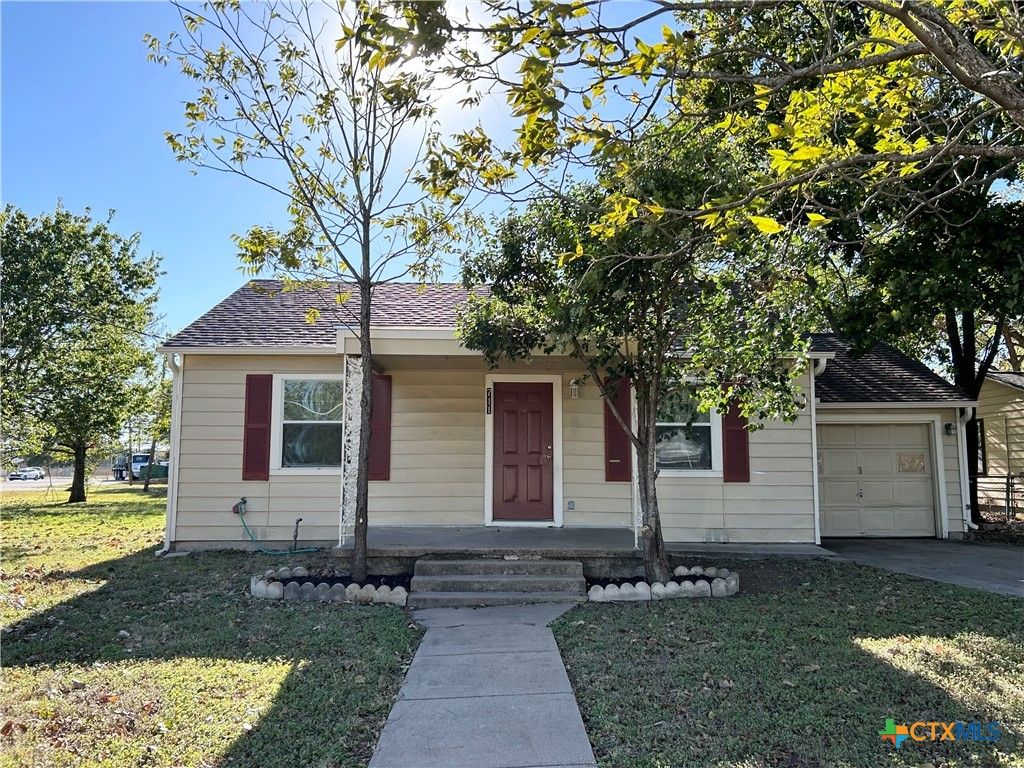711 E 8th Avenue, Belton, TX 76513