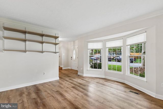 15058 CAMELLIA LN, Dumfries, VA 22025