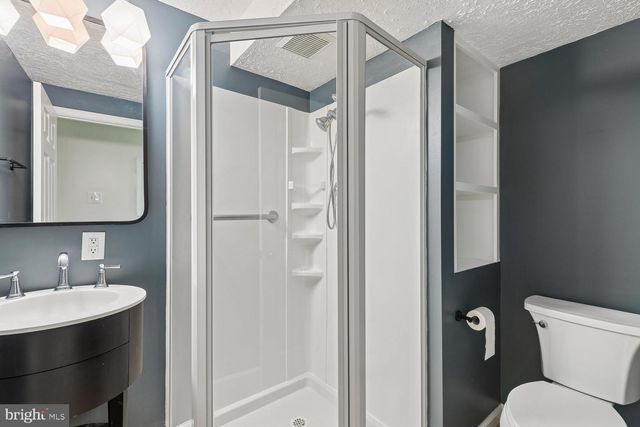 15058 CAMELLIA LN, Dumfries, VA 22025