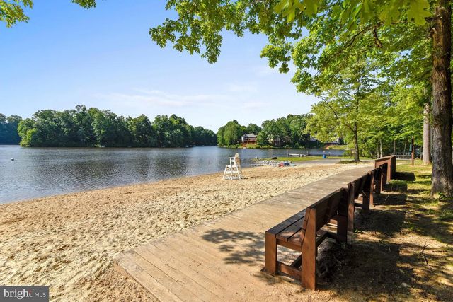 15058 CAMELLIA LN, Dumfries, VA 22025