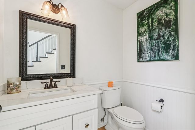 4205 Quail Court, West Des Moines, IA 50265