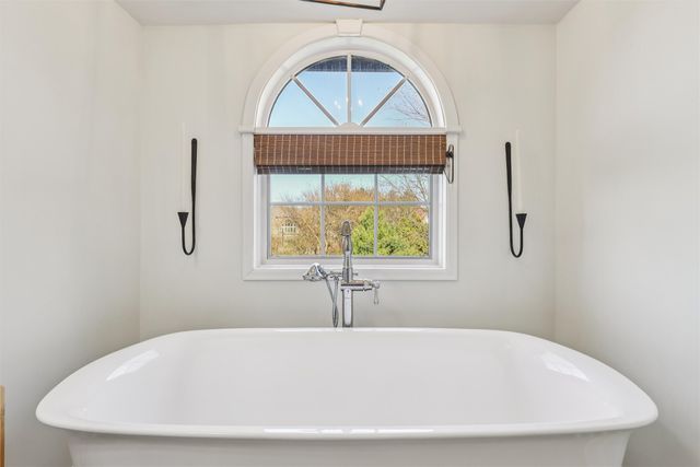 4205 Quail Court, West Des Moines, IA 50265