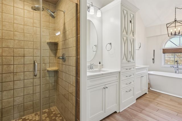 4205 Quail Court, West Des Moines, IA 50265