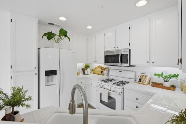 847 Ballow Way, San Marcos, CA 92078