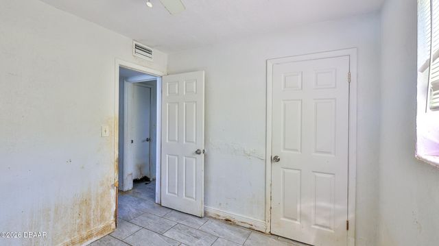 460 S Caroline Street, Daytona Beach, FL 32114