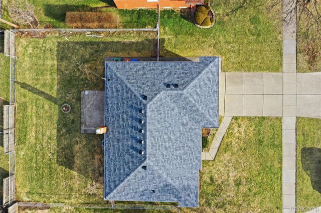 13344 Perry Circle, Warren, MI 48088