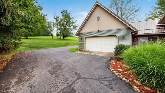 6730 Dillon Hills Drive, Nashport, OH 43830