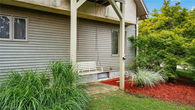 6730 Dillon Hills Drive, Nashport, OH 43830