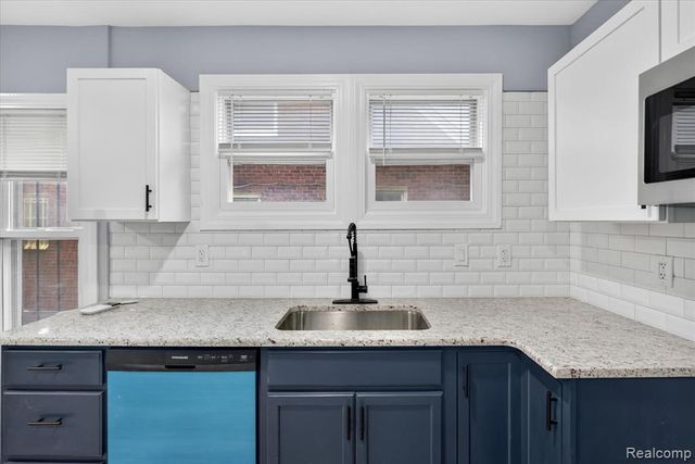 14112 Mansfield, Detroit, MI 48227